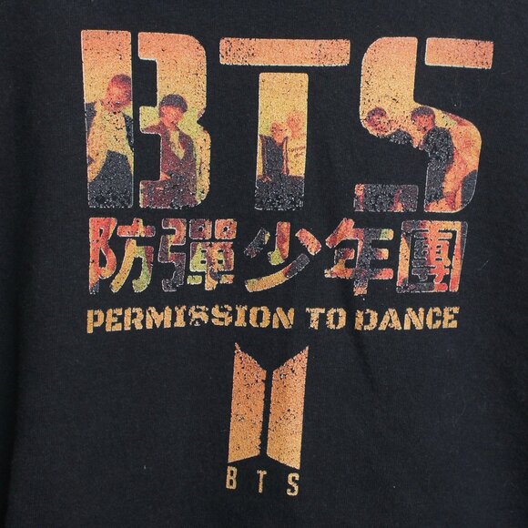 BTS K-pop Hoodie Mens Medium Black Permission To Dance Pullover w/ Hole - Picture 3 of 6